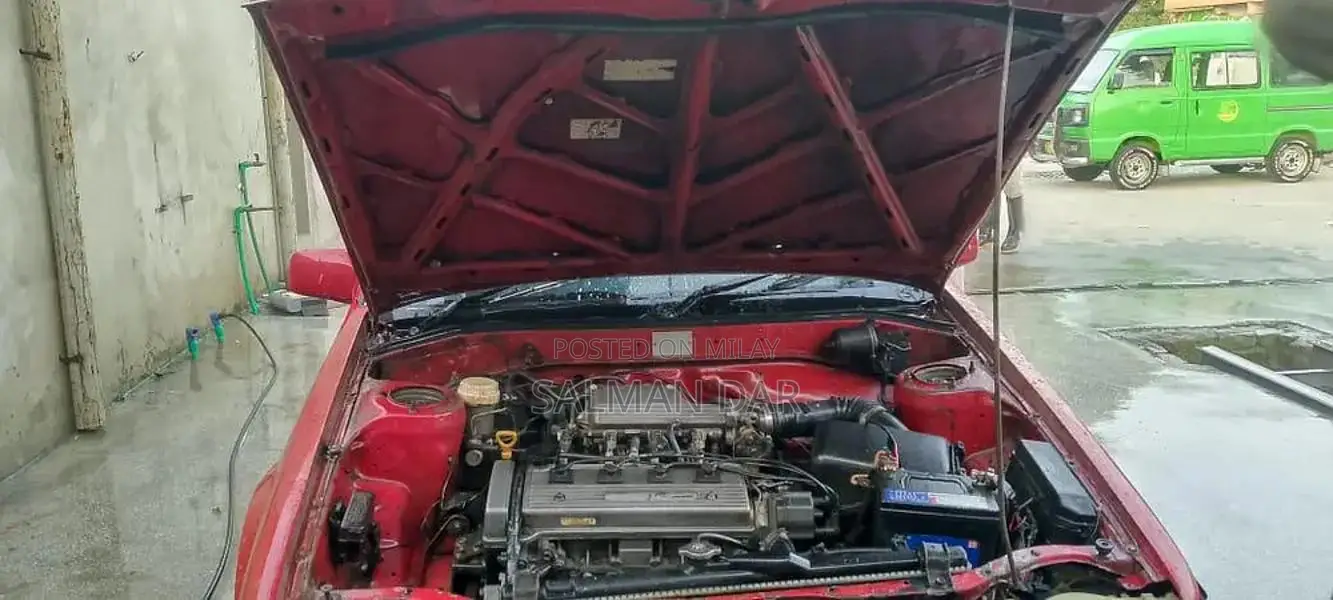 Toyota Sedan Classic Family Car 1986 Model