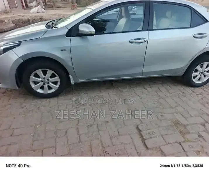 Toyota Corolla GLI Sedan - Reliable Compact Car