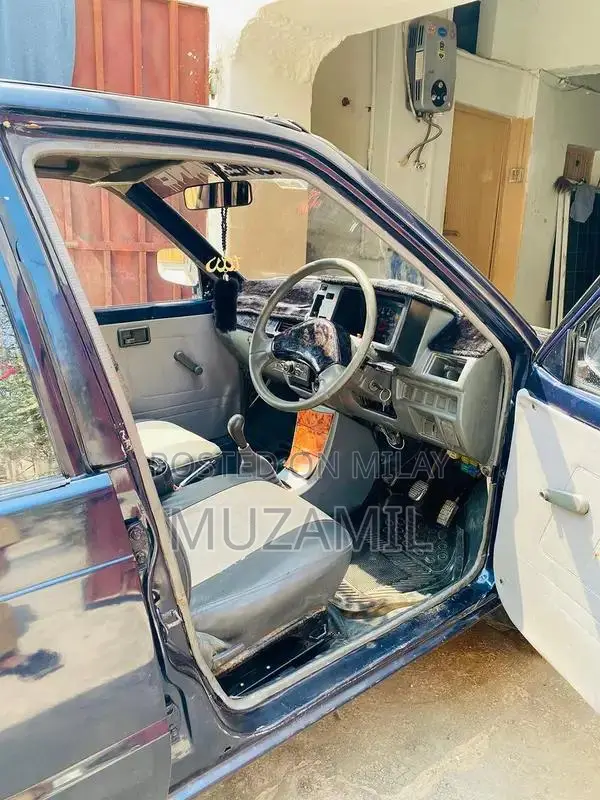 Suzuki Mehran VX Blue Metallic Sedan 2013 Model