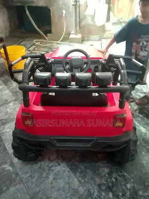 Large King-Size Remote Control Toy Jeep