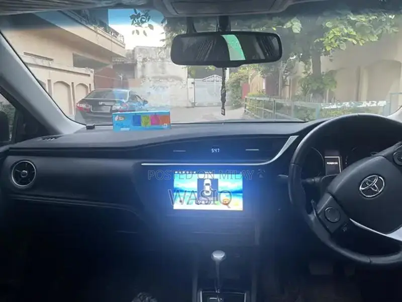 Toyota Corolla Altis Grande Sedan