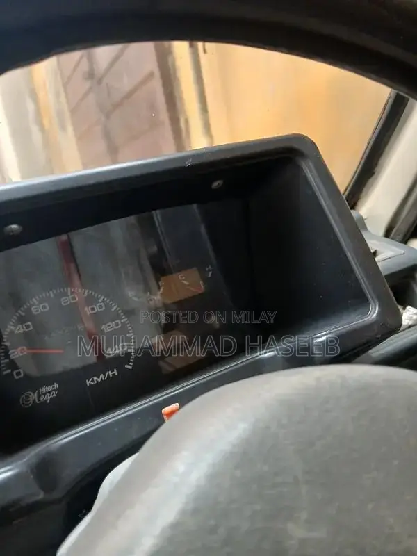 Suzuki Mehran 660cc Japanese Engine Sedan