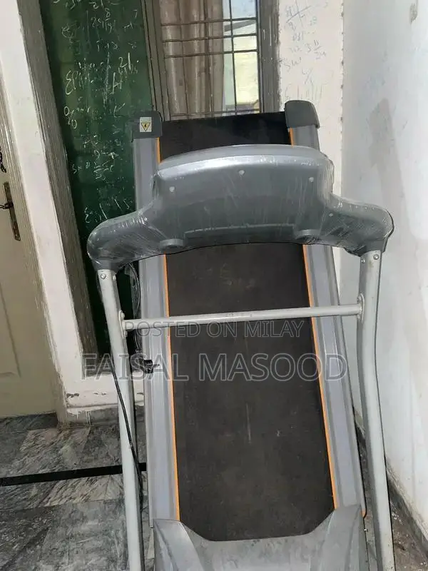 Electric Runner Electric Vehicle with Motor Repair Option