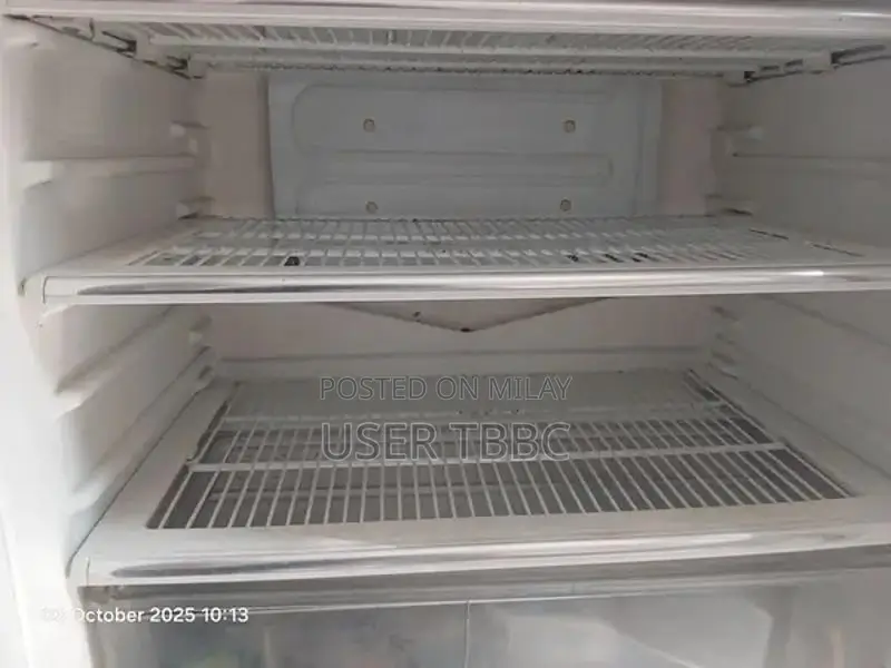 Dawlance Refrigerator - Fully Functional Home Appliance