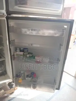 Dawlance Refrigerator - Fully Functional Home Appliance