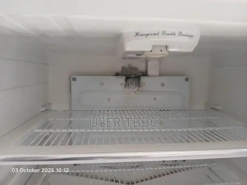 Dawlance Refrigerator - Fully Functional Home Appliance