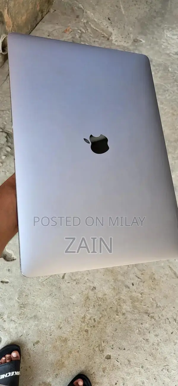 Apple MacBook Pro 15-inch 2017 High Performance Laptop