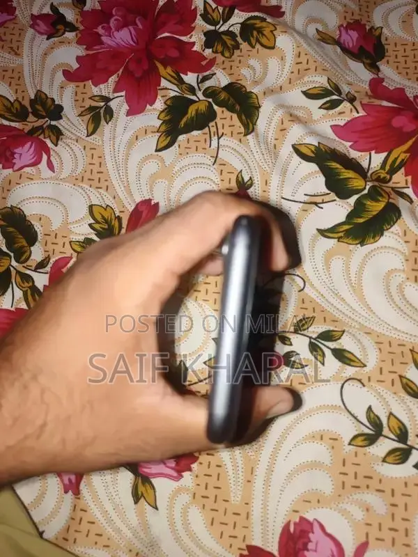 Apple iPhone 11 64GB Black Smartphone