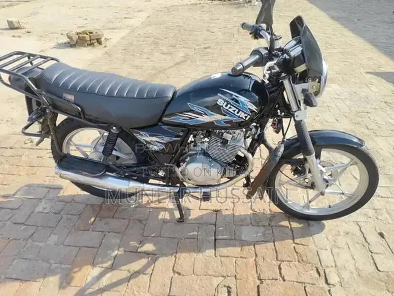 Suzuki GS 150 Motorcycle