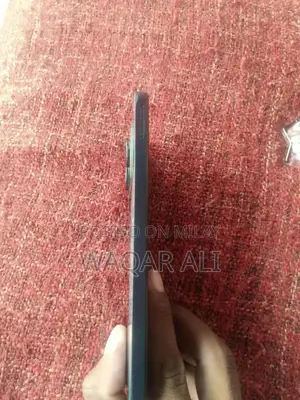 Compact Smartphone with Quad Core Processor and Expandable Storage