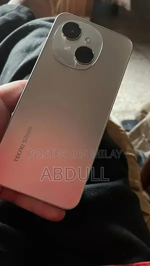 Compact Smartphone with Ample Storage and High Performance