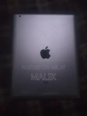 Photo - Apple iPad 4 Tablet with Touchscreen Issue