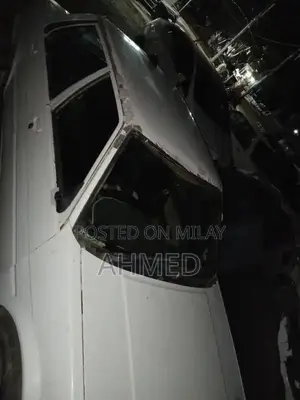 Toyota Corolla E80 Sedan - Classic 1986 White Model