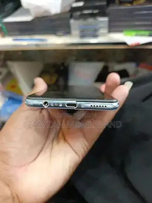 Mid-Range Smartphone with Generous Storage Option