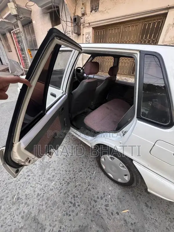 2015 Suzuki Mehran VXR Sedan - Low Mileage Well-Maintained Vehicle