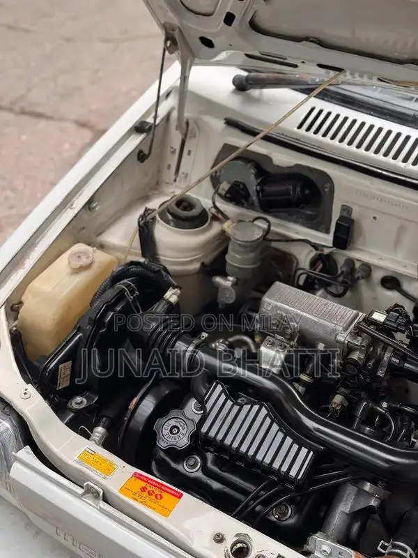 2015 Suzuki Mehran VXR Sedan - Low Mileage Well-Maintained Vehicle