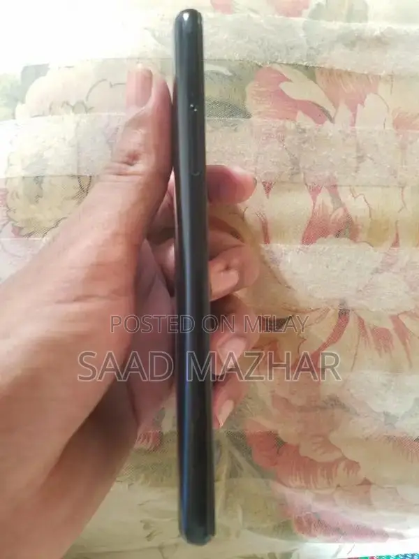 Moto G6 Play Smartphone - Budget-Friendly Mobile Device