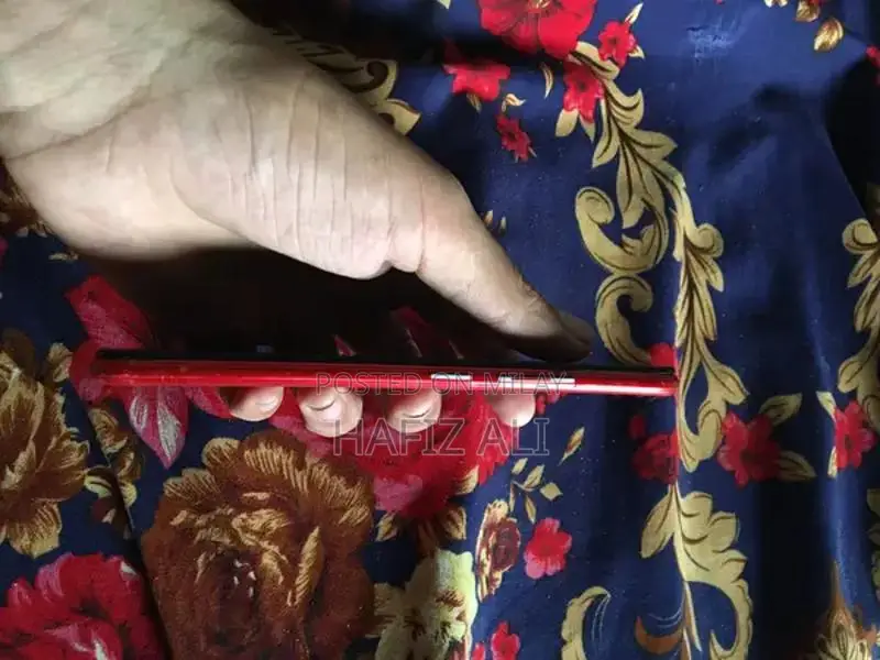 Vivo Y83 Mid-Range Smartphone with Dual Camera System