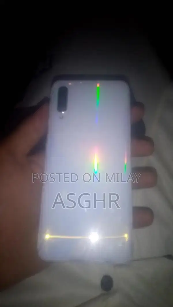 Mid-Range Smartphone with Triple Camera and Large Storage