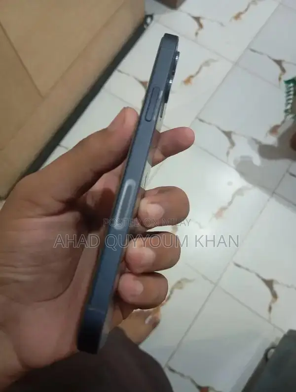 Apple iPhone 12 - Pristine Condition Smartphone