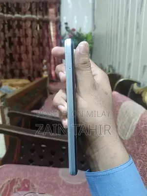 High-Performance Mobile Hotspot with 2GB RAM and 128GB Storage