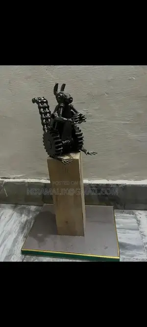 Photo - Handmade Industrial Metal Art Sculpture with Gears and Machine Parts