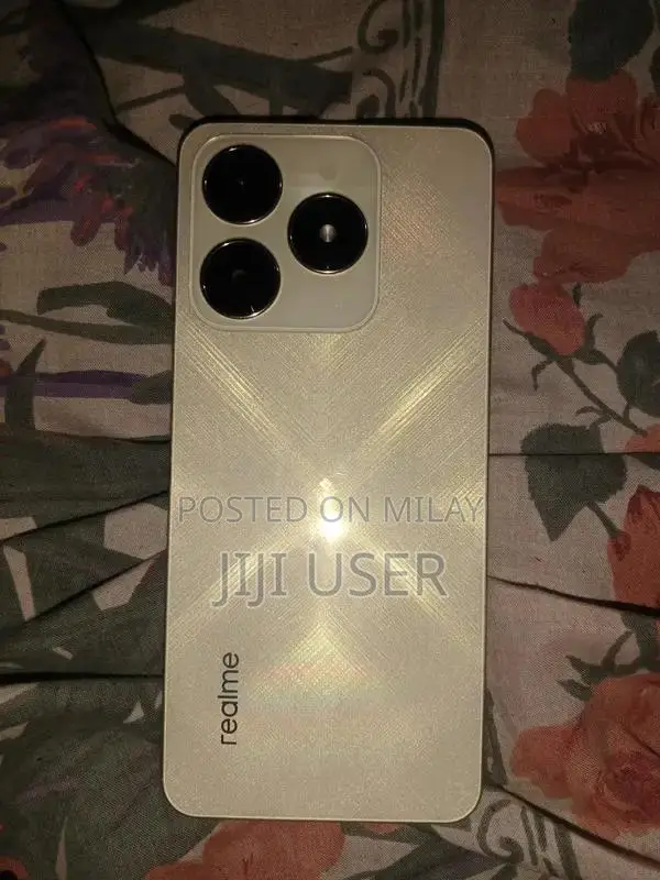 Realme C61 Smartphone with 6GB RAM and 50MP Camera