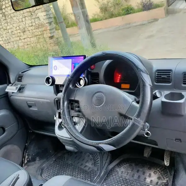 Hijet Compact Family Van - Reliable 2012 Registered Vehicle