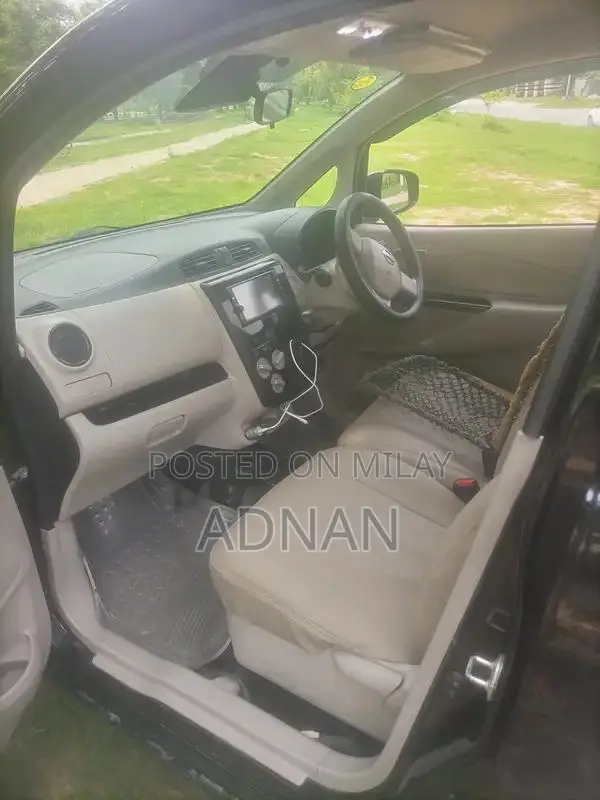 Nissan Dayz Compact Hatchback - Reliable Urban Commuter