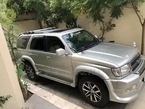 Toyota Surf SSRG 4x4 SUV - Diesel to Petrol Converted