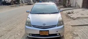 Toyota Prius Hybrid Sedan - Low Mileage, Well-Maintained