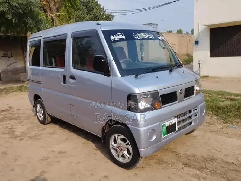 Nissan Clipper Mini Van - 2014 Manual Transmission