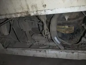 Used Smartphone: Good Condition, Clean Screen, Functional Battery