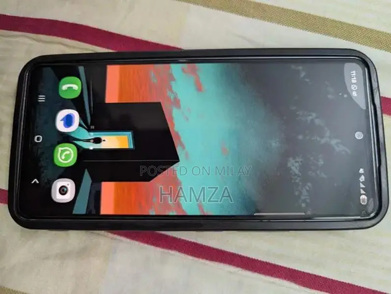 5G Smartphone with 8GB RAM and 128GB Storage