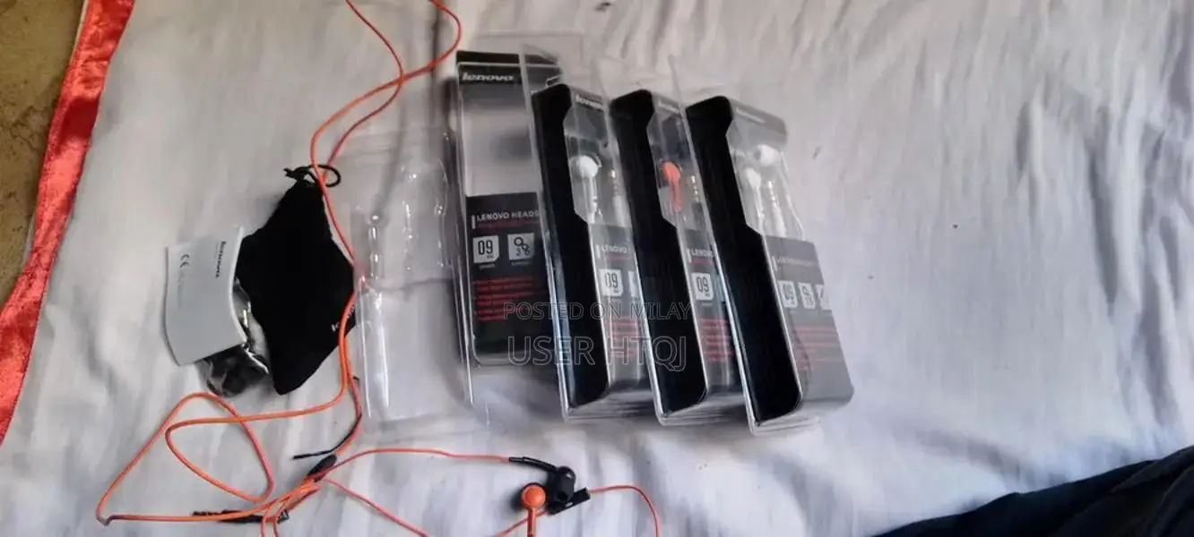 Lenovo In-Ear Headphones with Microphone and Inline Controls