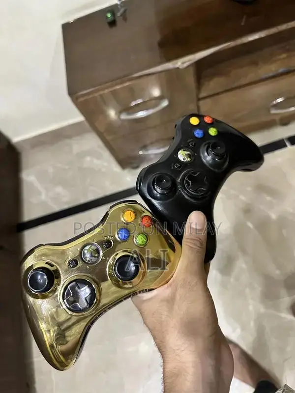 Xbox 360 Gaming Bundle: 2 Controllers, HDMI, Charge Cable, 250GB HDD