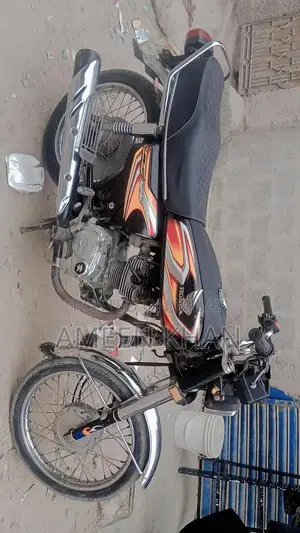 Honda CG 125 Motorcycle - Low Mileage Commuter Bike