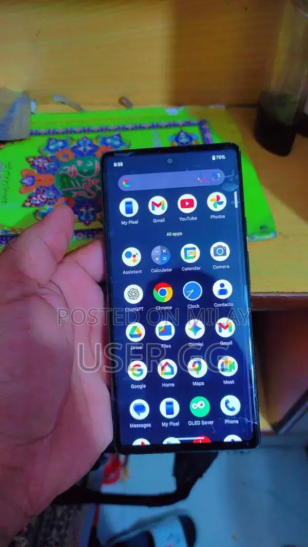 Google Pixel 6 Smartphone with Advanced Android Features