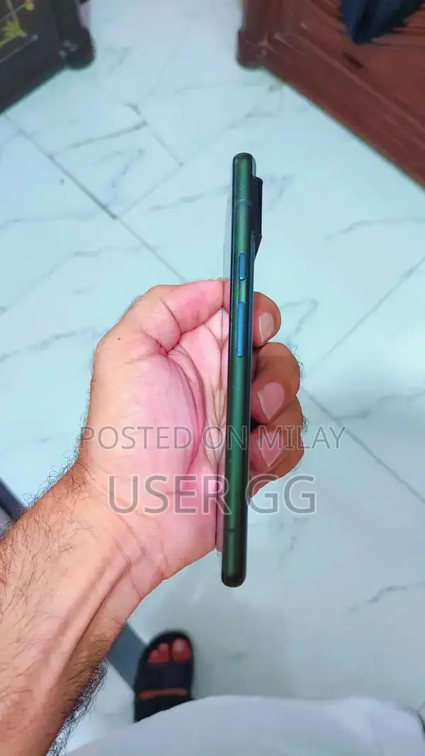 Google Pixel 6 Smartphone with Advanced Android Features