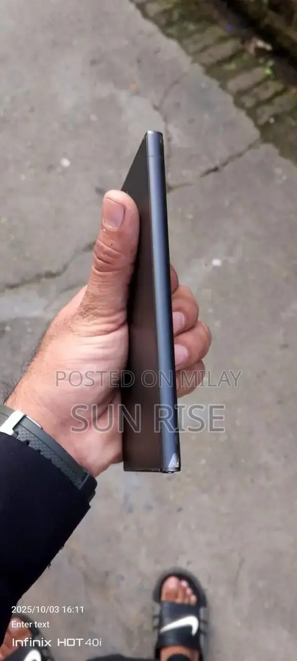 Samsung Galaxy S24 Ultra 12GB RAM Dual SIM Smartphone