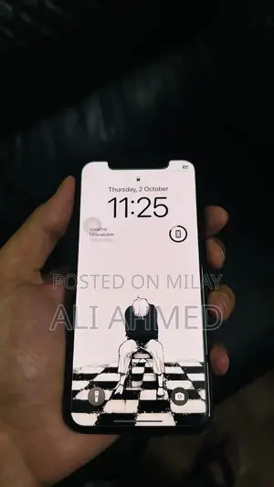 Apple iPhone XS 64GB Smartphone - Pristine Condition