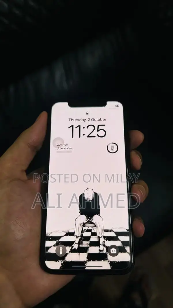 Apple iPhone XS 64GB Smartphone - Pristine Condition