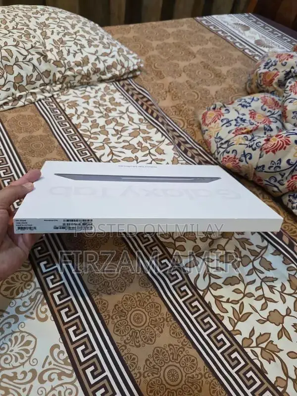 Samsung Galaxy Tab S10 Ultra 5G Tablet Premium Edition