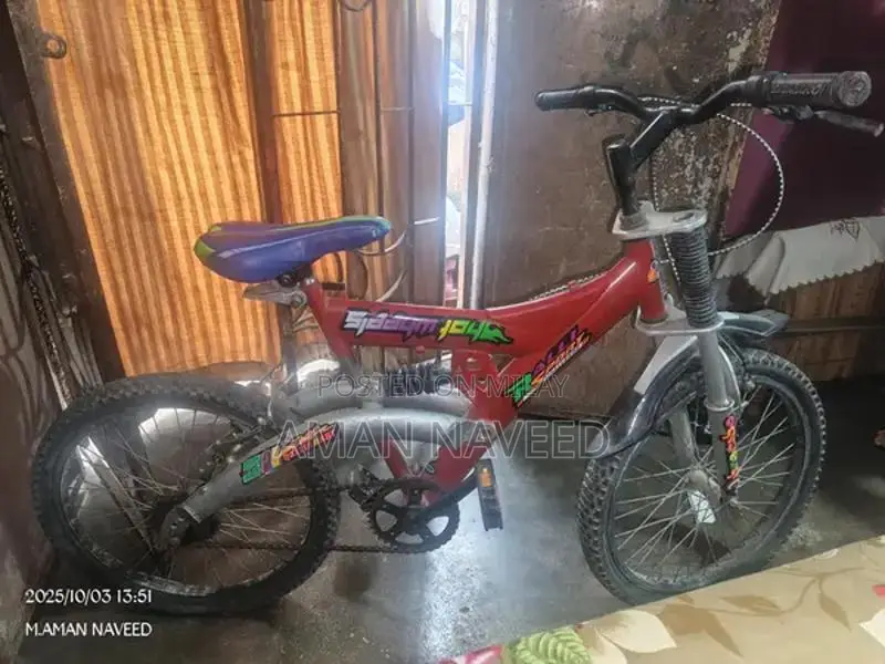 Cycling Bicycle for Single Hand Use