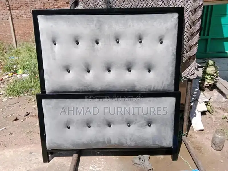 Versatile Bed Furniture - Single, Double, and Bunk Bed Options