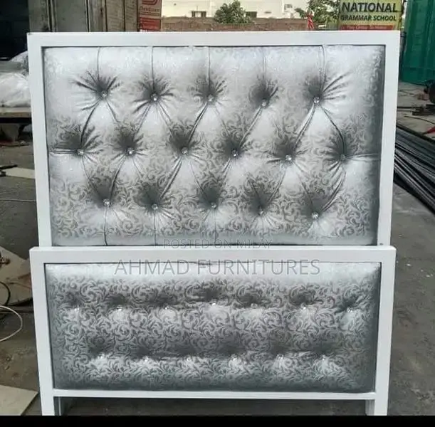 Versatile Bed Furniture - Single, Double, and Bunk Bed Options