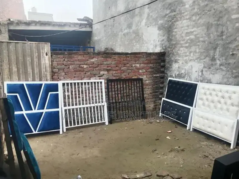 Versatile Bed Furniture - Single, Double, and Bunk Bed Options