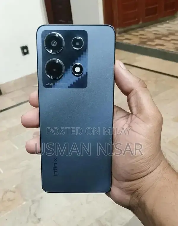 High-Performance Smartphone with 256GB Storage & 64MP Camera