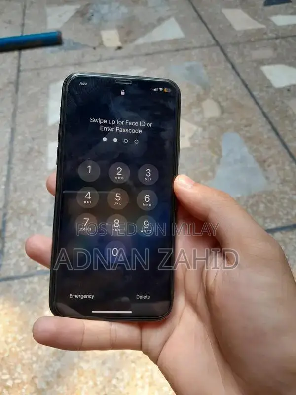 Health-grade Smartphone 64GB Low Usage Excellent Condition