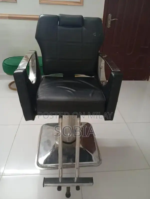 Classic Parlour Chair - Lightly Used Comfortable Seating